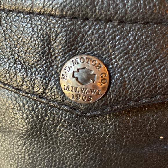 Harley-Davidson Black Leather Jacket - Picture 4 of 9